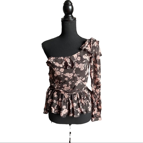 For Love & Lemons Theo One Shoulder Blouse - Picture 2 of 8